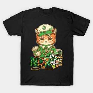 St Patricks Day Nurse Cat Leprechaun Lucky Green Proud Irish T-Shirt